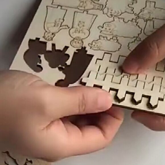 Wood Nativity Set - Picture 5 of 8